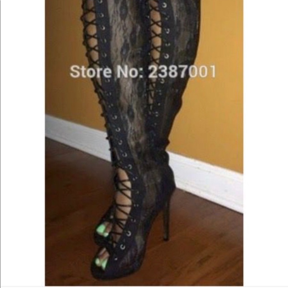 Thigh high boots perfect for thick legs or small